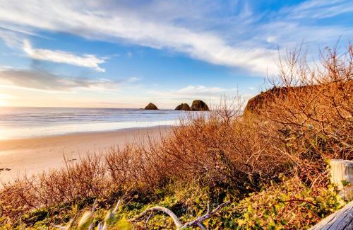 Oceanside House | Oceanside Oasis: Family-Friendly Retreat with Perfect Ratings