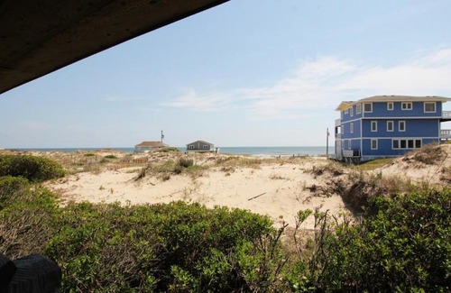 Corolla House | Bayberry Dune-Oceanside: Ocean Views & Pet Friendly Stay