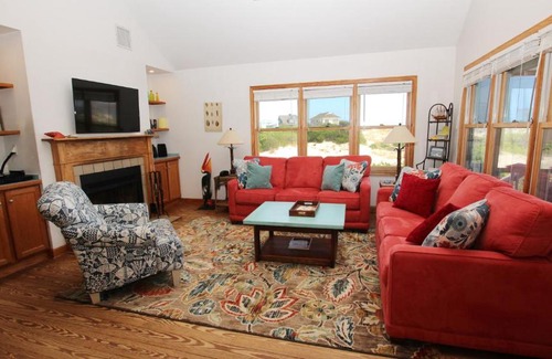 Corolla House | Bayberry Dune-Oceanside: Ocean Views & Pet Friendly Stay