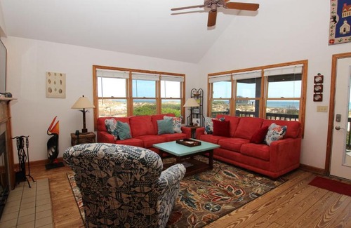 Corolla House | Bayberry Dune-Oceanside: Ocean Views & Pet Friendly Stay