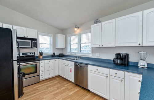 Whalehead Beach House | Oceanside Retreat: Pet Friendly with Pool & Volleyball Fun!