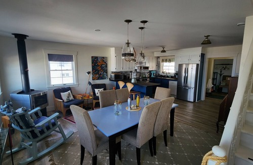 Joe Batt's Arm House | Modern Oceanside Saltbox House with Pool and Ocean Views
