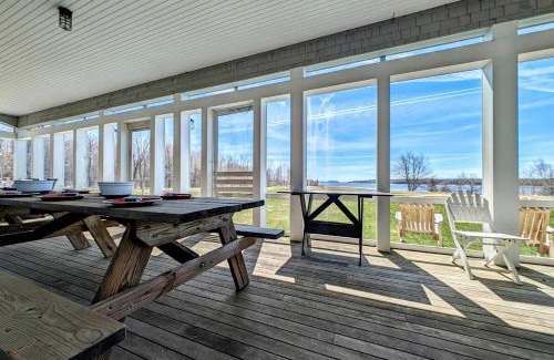 Milbridge House | Discover the Oceanside Saltwater Farm House Experience