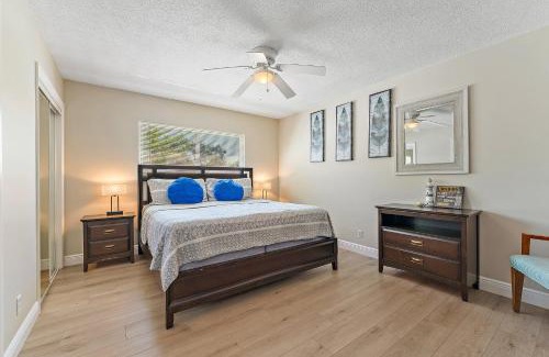 Singer Island Apartment | Oceanside: Family-Friendly Stay with Pool & Pet Amenities