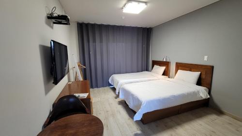 Gangjeong-dong House | Oceanfront Oasis at Oceantree House – Rated 8.2/10