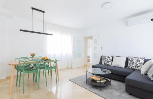 Las Acacias Apartment | Beachfront Bliss at OceanVibe Loft - Rated 9.8/10!