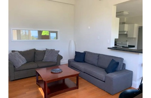Fergusons Cove Apartment | Oceanview Oasis: Guest Rated 9.8 with Oceanfront Bliss