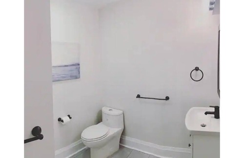 Fergusons Cove Apartment | Oceanview Oasis: Guest Rated 9.8 with Oceanfront Bliss