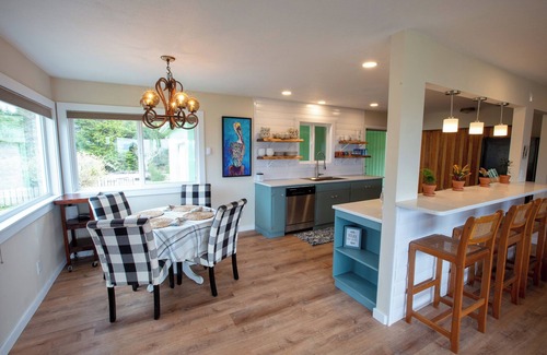 Waldport House | Oceanview Escape – Pet Friendly, Family Ready, Near Waldport Beach