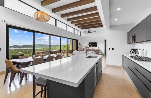 Coco House | Sea Breeze 6 Bedroom Villa with Ocean Views and Spa