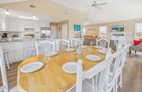 Hatteras House | Discover Oceanfront Bliss: Pool, Hot Tub & Beach Access
