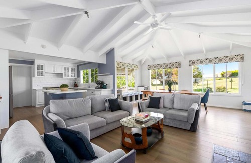 Kilcunda House | Oceanview On the Hill