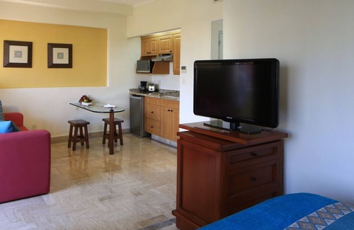 Marina Vallarta Resort | Oceanview One Bedroom with Balcony & Pool Access
