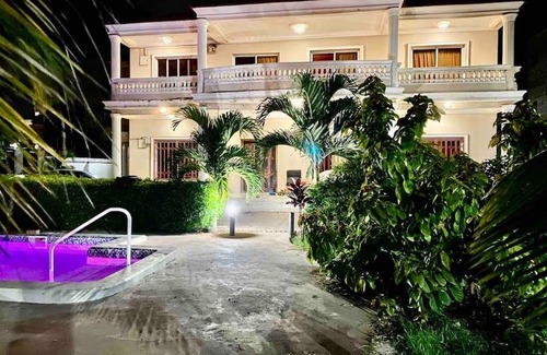Brusubi Villa | Oceanview Villa: Family-Friendly Retreat with Pool Access