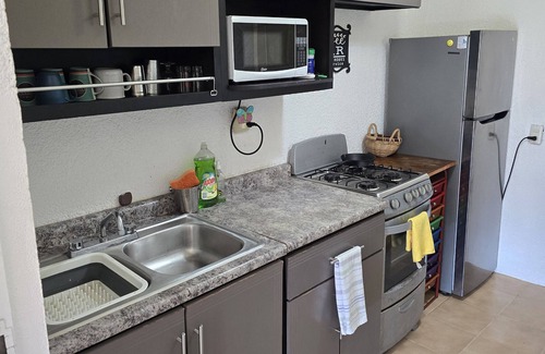 Santa Maria Apartment | Oceanview with tropical bathroom