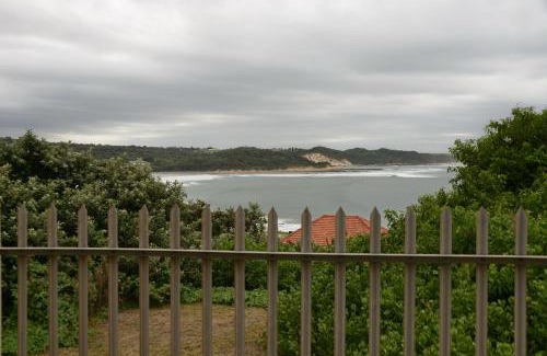Gonubie Apartment | Oceanway Self-catering with Ocean Views & High Ratings