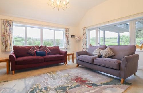 Llanrwst House | Relax at Ochr Y Garth: 4-Star Stay with Pool Access