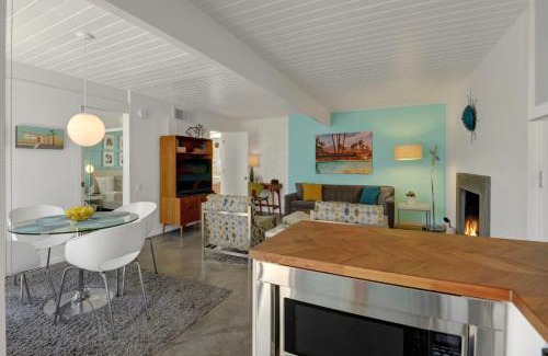 Twin Palms House | Ocotillo Lodge Retropad-1BR Bungalow South PS