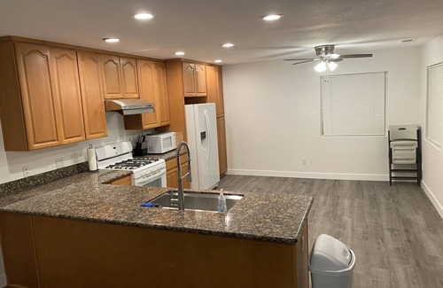 Thermal House | Pet-Friendly Ocotillo Wells Paradise: Top-Rated Getaway