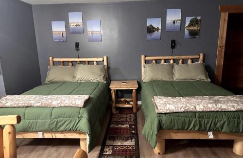 Millersburg House | Ocqueoc Delux Double Cabin Pet-Friendly in Ocqueoc, MI