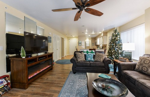 Branson Condo | Guest Rated 10/10: Cozy Hotel with Ocean View & Spa