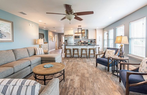 Surf Side Shores House | Book Your Oceanfront Retreat: 3-Day Minimum August Escape