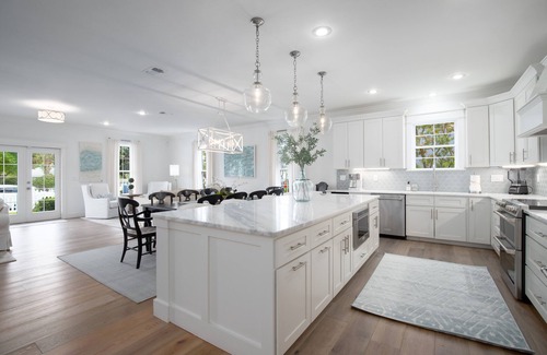 Crystal Beach House | Pet-Friendly Beachfront Retreat with Pool & Golf Cart Access