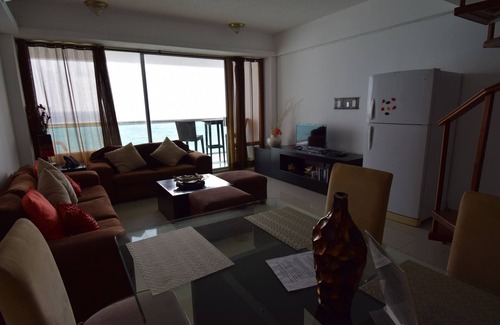 Punta Cancun Condo | Oceanfront Penthouse at Ocean Dreams Resort with Great Views