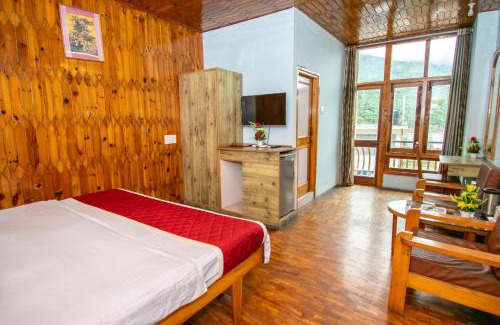 Mohal Hotel | Pet Friendly Octave Himalayan Hamlet with Breakfast Included