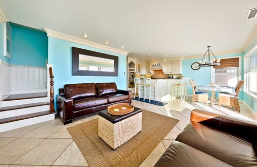 Sunset Beach House | Scenic Waterfront Beach Home: Ocean Views & Hot Tub Oasis