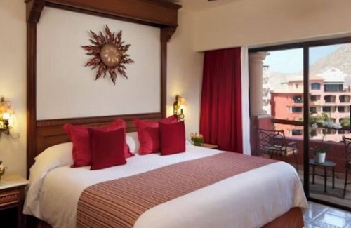 Marina Resort | Experience Paradise: 1 Bedroom Master Suite with Ocean Views