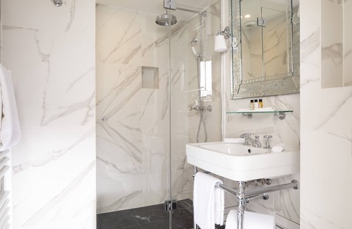 Odeon Hotel | Odéon Hôtel by Malone: Guest Rated 9.4 with Spa & Dining