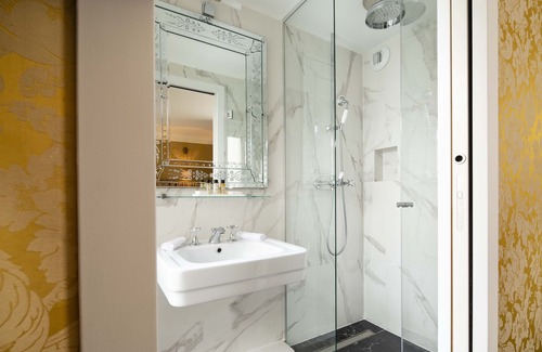 Odeon Hotel | Odéon Hôtel by Malone: Guest Rated 9.4 with Spa & Dining