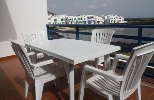 Orzola Apartment | Oceanfront Odamar de Orzola: Guest Rated 9/10 Experience
