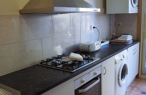 Parkside Cottage | Odeon Cottage - Guest Rated 10/10 with Family-Friendly Amenities