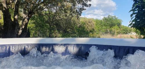 Rustrel House | Serene Odette du Colorado: Hot Tub & Scenic Views Await