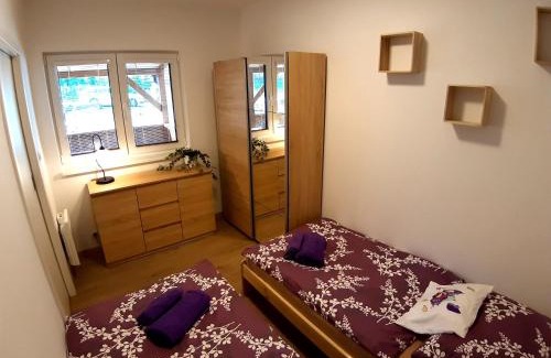 Pohnani Apartment | Tranquil Retreat in the Countryside - Family Friendly Stays