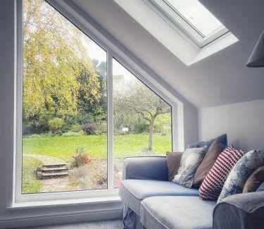 Appledore House | Odun Terrace: Pet-Friendly Haven with Perfect 10/10 Rating