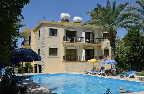Polis Apartment | Family-Friendly Odysseas & Eleni Hotel Apartments with Pool