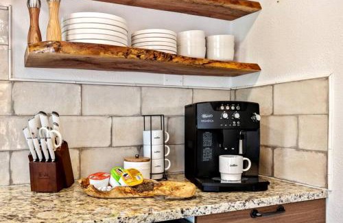 Wimberley House | Off-Grid Luxurious Tiny Cabin with Incredible Outdoor and Indoor in Texas