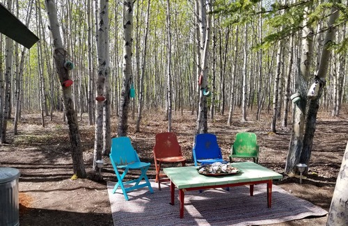 Kenny Lake Cabin | Nature Retreat: Off the Grid Dry Cabin Near Chitina