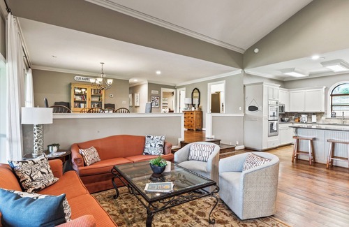 Little Kowaliga House | Pet-Friendly Haven: Off The Hook at Lake Martin Awaits