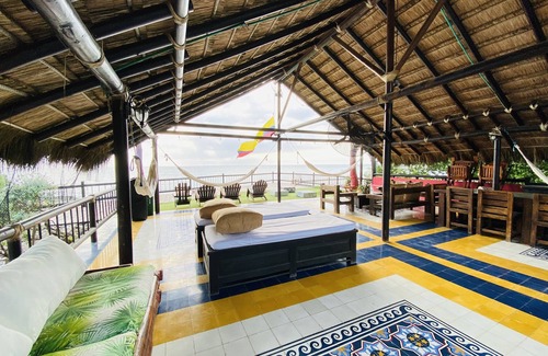 Bocachica Cabin | Oceanfront Retreat at Offshore: Pet-Friendly & Pool Access