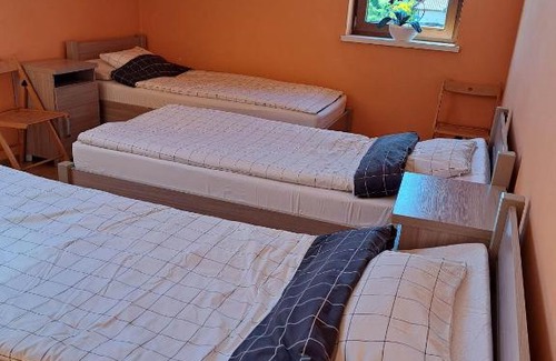 Kobierzyce Apartment | Child-Friendly Ogrodowe Noclegi with Kitchen Amenities