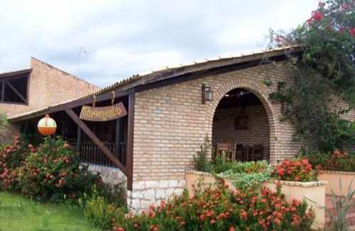 Icapui Hotel | Discover Oh! Linda Pousada: Oceanfront Retreat & Pool