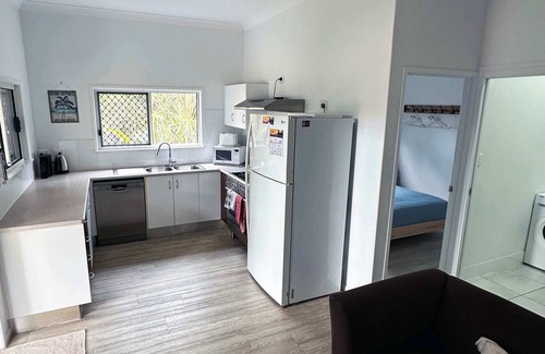 Agnes Water Cabin | Family-Friendly Oceanview Retreat: Guest Rated 9.8