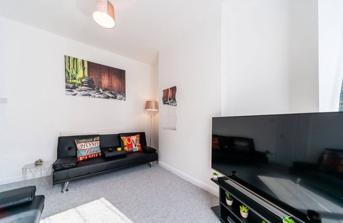Hull House | Discover OHEMAA RETREAT BY JESOUTH: Guest Rated 10/10