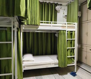 Bani Park Hotel | Discover Ohh Hostler: Family-Friendly 4-Star Retreat