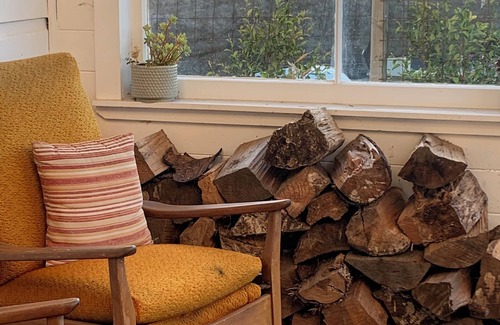 Martinborough House | Ohio House: Steps from Cafes with Family & Pet Friendly Amenities
