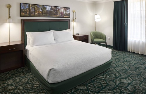 Athens Hotel | Explore Ohio University Inn & Conference Center - Rated 9.2